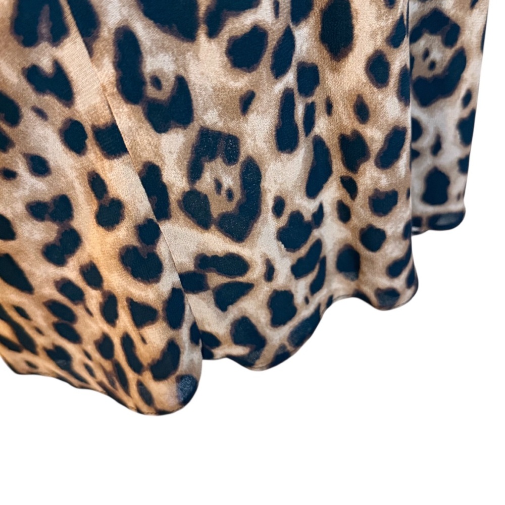 Reformation Alma Leopard Print Button Front long sleeve Midi dress. - Picture 11 of 14